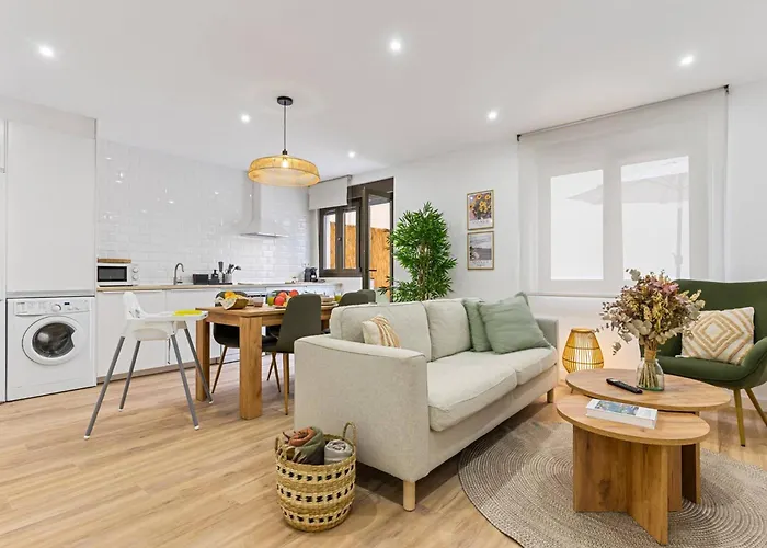 Appartement Monet, Con Terraza, Cuna Y Trona