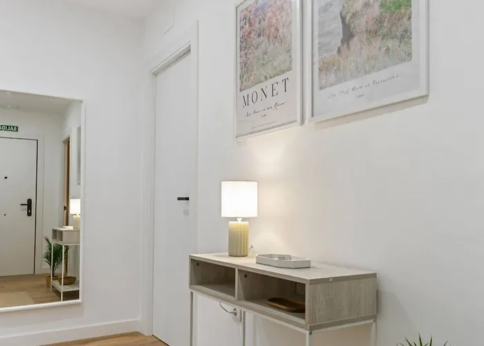 Monet, Con Terraza, Cuna Y Trona *