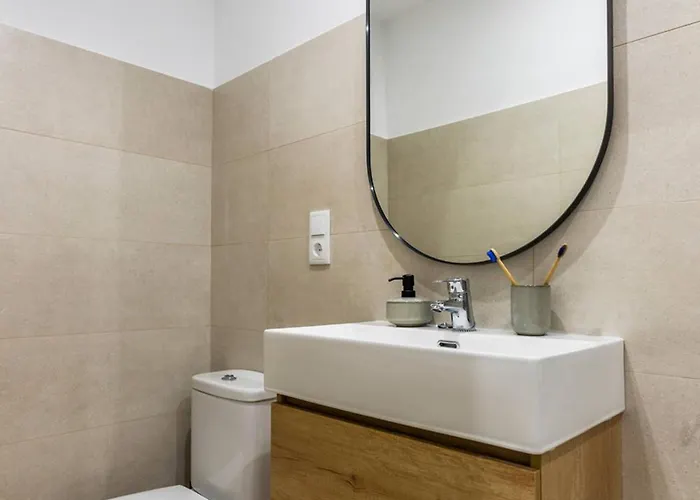 Appartement Monet, Con Terraza, Cuna Y Trona Gijón